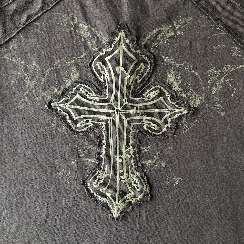 Guess Men Shirt M Dark Gray Cross Embroidery Patch Button Short Sleeve Henley - Picture 7 of 9